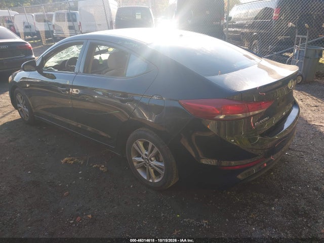 Продажа на аукционе авто 2018 Hyundai Elantra Sel, vin: 5NPD84LF5JH393032, номер лота: 46314618