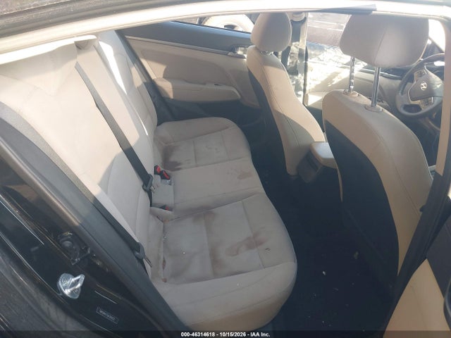 Продажа на аукционе авто 2018 Hyundai Elantra Sel, vin: 5NPD84LF5JH393032, номер лота: 46314618