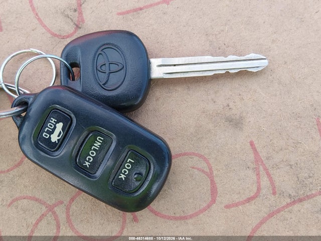 46314688 :رقم المزاد ، 4T1BF30K64U581489 vin ، 2004 Toyota Camry Le V6 مزاد بيع