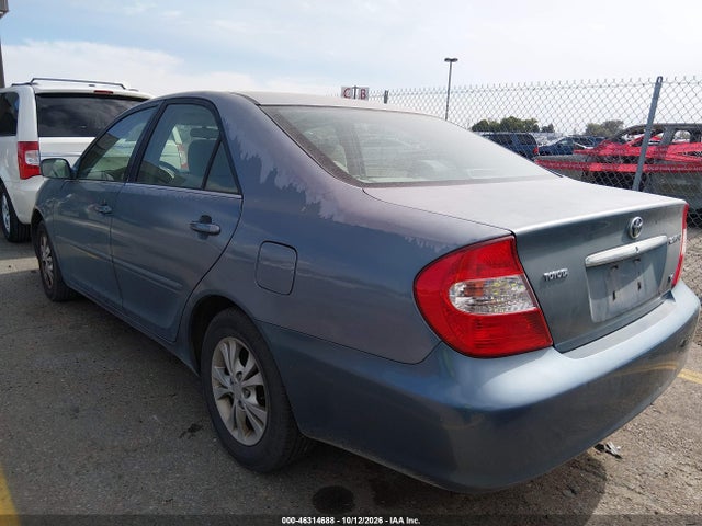 46314688 :رقم المزاد ، 4T1BF30K64U581489 vin ، 2004 Toyota Camry Le V6 مزاد بيع
