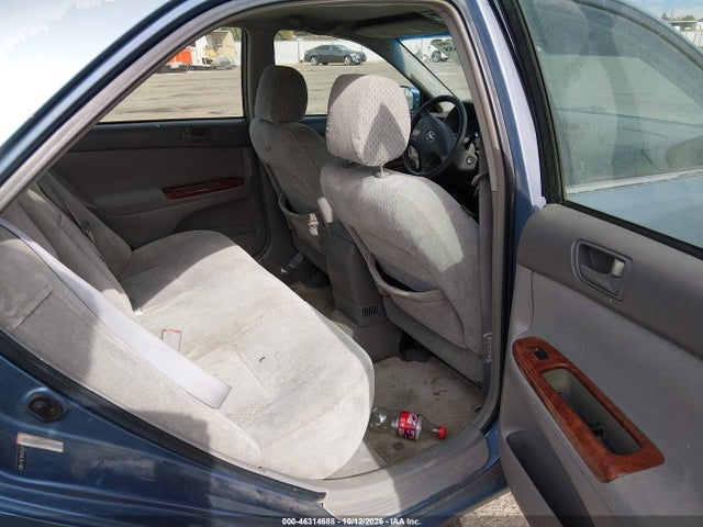 46314688 :رقم المزاد ، 4T1BF30K64U581489 vin ، 2004 Toyota Camry Le V6 مزاد بيع