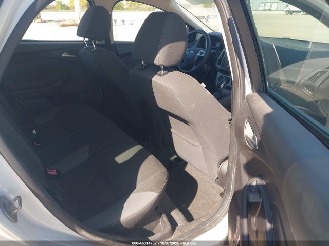 46314737 :رقم المزاد ، 1FADP3K27EL105725 vin ، 2014 Ford Focus Se مزاد بيع