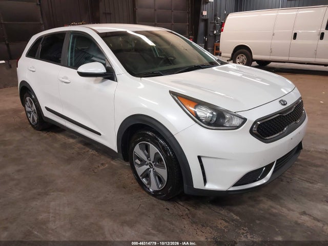46314779 :رقم المزاد ، KNDCB3LC3J5186913 vin ، 2018 Kia Niro Fe مزاد بيع