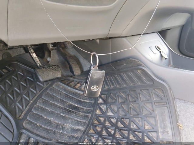 2010 Toyota Prius Iii მანქანა იყიდება აუქციონზე, vin: JTDKN3DU2A0177546, აუქციონის ნომერი: 46314781