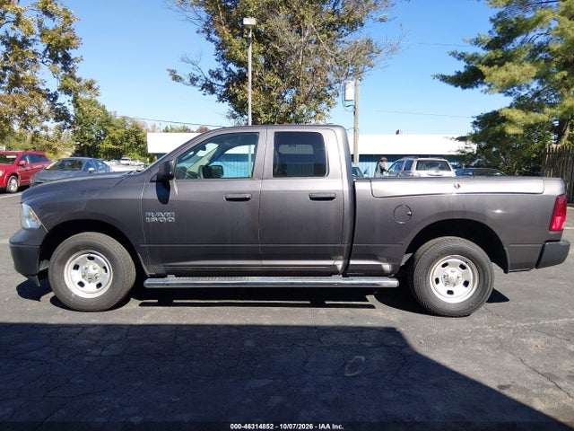 46314852 :رقم المزاد ، 1C6RR7FG5JS144196 vin ، 2018 Ram 1500 Tradesman Quad Cab 4x4 6'4 Box مزاد بيع