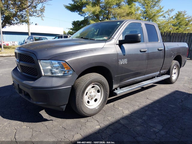 46314852 :رقم المزاد ، 1C6RR7FG5JS144196 vin ، 2018 Ram 1500 Tradesman Quad Cab 4x4 6'4 Box مزاد بيع