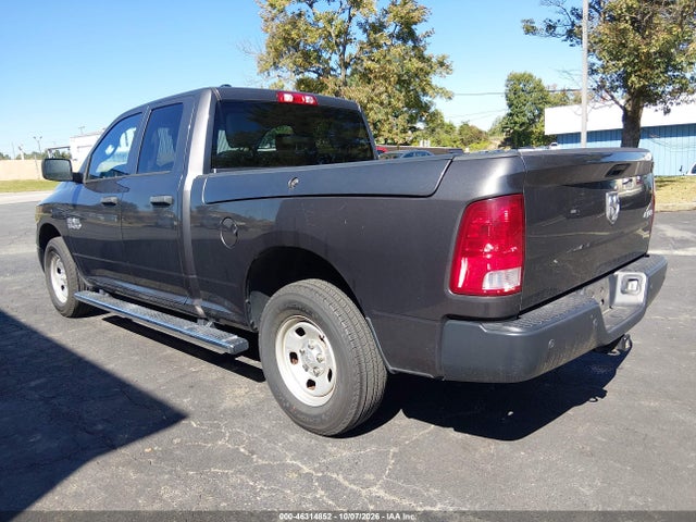 46314852 :رقم المزاد ، 1C6RR7FG5JS144196 vin ، 2018 Ram 1500 Tradesman Quad Cab 4x4 6'4 Box مزاد بيع