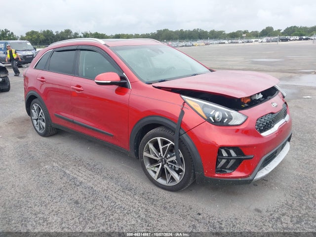 2021 Kia Niro Touring მანქანა იყიდება აუქციონზე, vin: KNDCC3LC8M5462777, აუქციონის ნომერი: 46314887