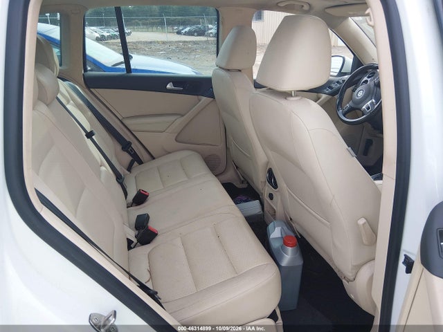 Aukcja sprzedaży 2016 Volkswagen Tiguan Se, vin: WVGBV7AX4GW523801, numer aukcji: 46314899