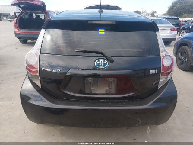 46314984 :رقم المزاد ، JTDKDTB33D1050431 vin ، 2013 Toyota Prius C Three مزاد بيع