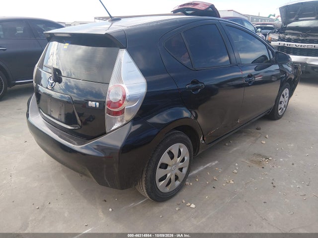 46314984 :رقم المزاد ، JTDKDTB33D1050431 vin ، 2013 Toyota Prius C Three مزاد بيع