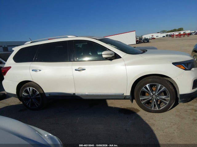 46315045 :رقم المزاد ، 5N1DR2MM4HC633381 vin ، 2017 Nissan Pathfinder Platinum مزاد بيع