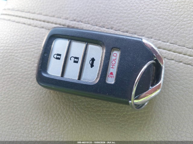 46315133 :رقم المزاد ، 1HGCR2F81FA086001 vin ، 2015 Honda Accord Ex-l مزاد بيع
