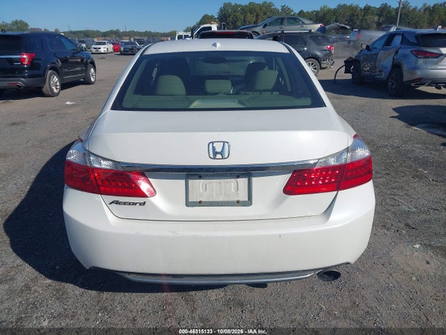 46315133 :رقم المزاد ، 1HGCR2F81FA086001 vin ، 2015 Honda Accord Ex-l مزاد بيع
