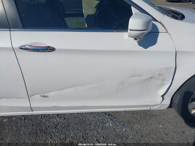 46315133 :رقم المزاد ، 1HGCR2F81FA086001 vin ، 2015 Honda Accord Ex-l مزاد بيع