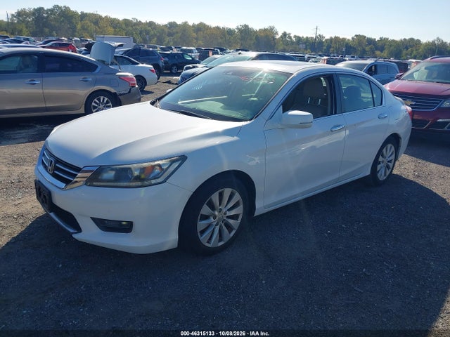 46315133 :رقم المزاد ، 1HGCR2F81FA086001 vin ، 2015 Honda Accord Ex-l مزاد بيع