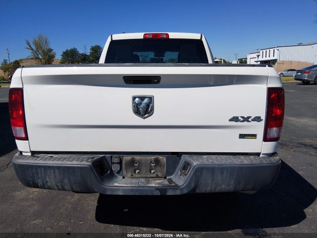 Продаж на аукціоні авто 2017 Ram 1500 Tradesman  4x4 6'4 Box, vin: 1C6RR7FG9HS602056, номер лоту: 46315222