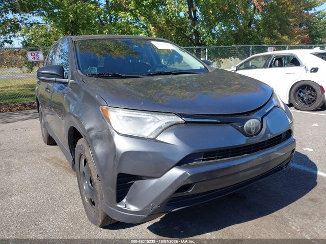 46315239 :رقم المزاد ، JTMBFREV4JJ251714 vin ، 2018 Toyota Rav4 Le مزاد بيع