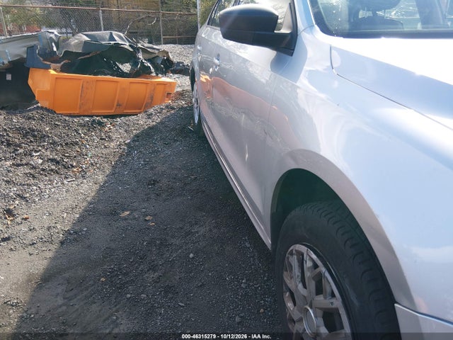Auction sale of the 2011 Volkswagen Jetta 2.0l S, vin: 3VW2K7AJ1BM305894, lot number: 46315279