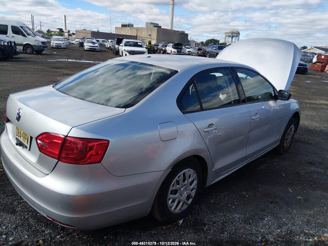 Auction sale of the 2011 Volkswagen Jetta 2.0l S, vin: 3VW2K7AJ1BM305894, lot number: 46315279