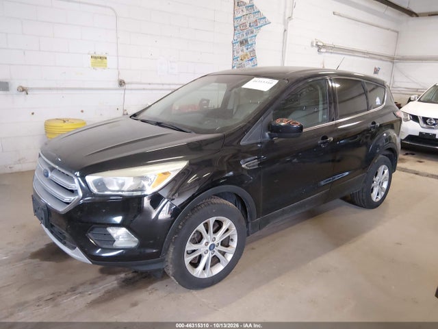 Продажа на аукционе авто 2017 Ford Escape Se, vin: 1FMCU9GD0HUA94573, номер лота: 46315310