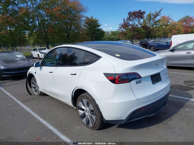 2023 Tesla Model Y Performance Dual Motor All-wheel Drive მანქანა იყიდება აუქციონზე, vin: 7SAYGDEF4PA049832, აუქციონის ნომერი: 46315347