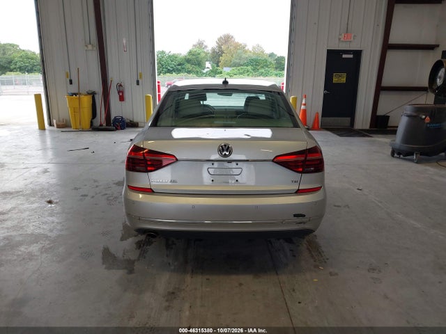 Aukcja sprzedaży 2017 Volkswagen Passat 1.8t Sel Premium, vin: 1VWCT7A31HC062973, numer aukcji: 46315380