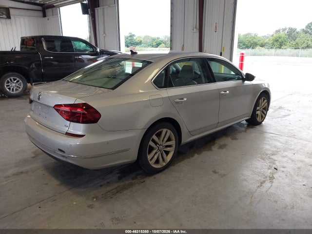 Aukcja sprzedaży 2017 Volkswagen Passat 1.8t Sel Premium, vin: 1VWCT7A31HC062973, numer aukcji: 46315380