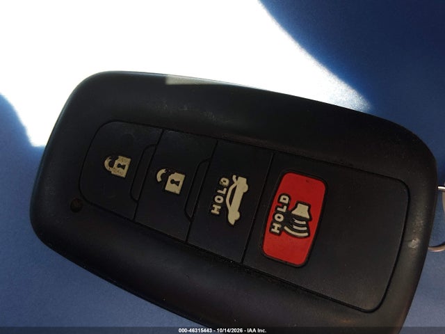 Toyota Prius Two 2017 JTDKBRFU1H3050790 Image 11