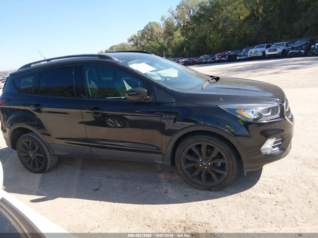 46315568 :رقم المزاد ، 1FMCU0GD8KUA64482 vin ، 2019 Ford Escape Se مزاد بيع