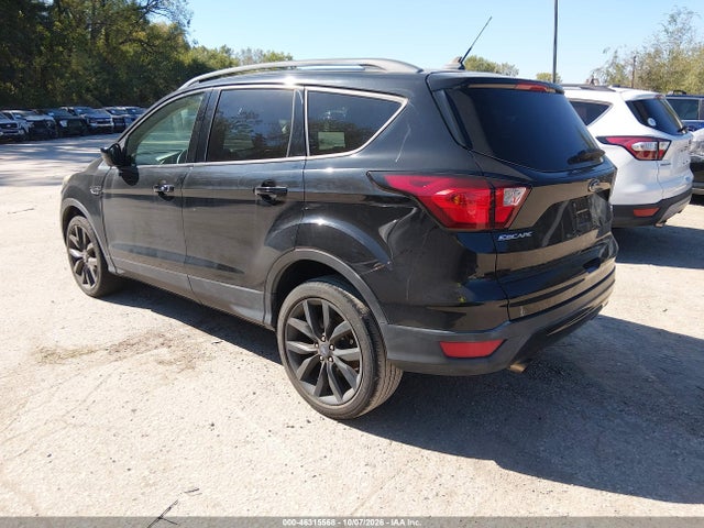 46315568 :رقم المزاد ، 1FMCU0GD8KUA64482 vin ، 2019 Ford Escape Se مزاد بيع