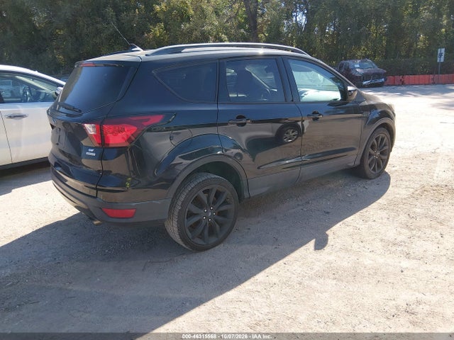 46315568 :رقم المزاد ، 1FMCU0GD8KUA64482 vin ، 2019 Ford Escape Se مزاد بيع
