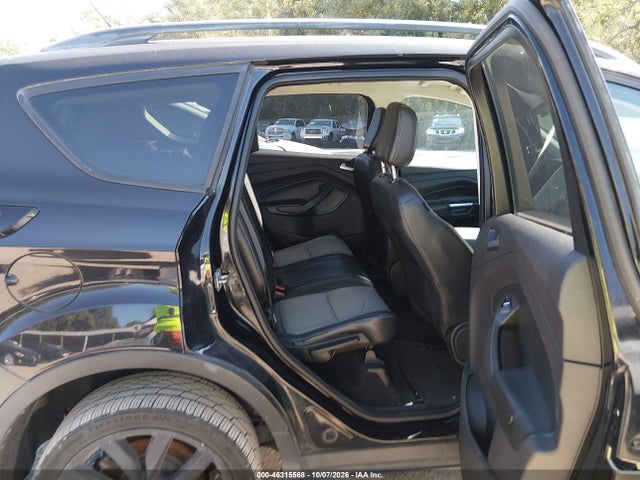 46315568 :رقم المزاد ، 1FMCU0GD8KUA64482 vin ، 2019 Ford Escape Se مزاد بيع