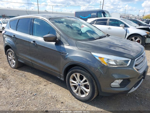 Продаж на аукціоні авто 2017 Ford Escape Se, vin: 1FMCU0GD8HUC45445, номер лоту: 46315590