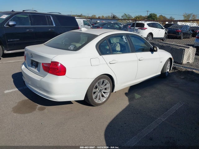 2011 Bmw 328i Xdrive მანქანა იყიდება აუქციონზე, vin: WBAPK7C54BA973238, აუქციონის ნომერი: 46315597