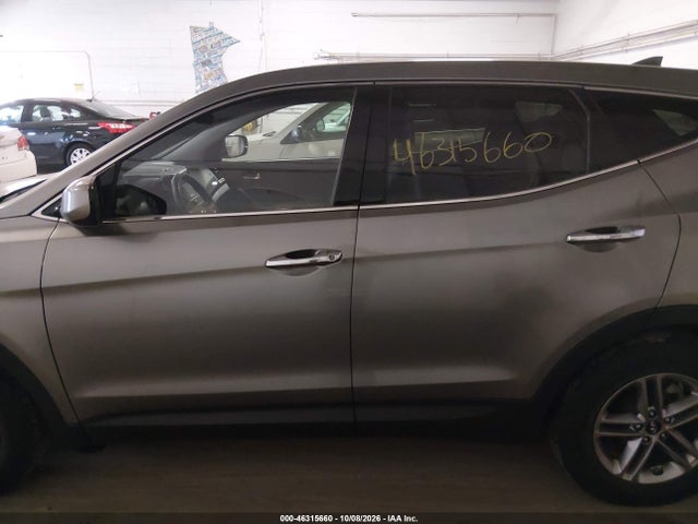Продаж на аукціоні авто 2017 Hyundai Santa Fe Sport 2.4l, vin: 5NMZT3LB5HH040230, номер лоту: 46315660