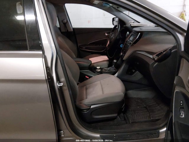 Продаж на аукціоні авто 2017 Hyundai Santa Fe Sport 2.4l, vin: 5NMZT3LB5HH040230, номер лоту: 46315660