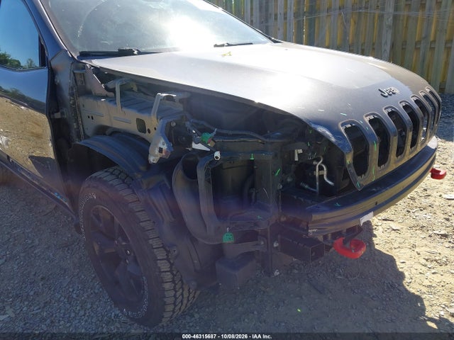 2016 Jeep Cherokee Trailhawk მანქანა იყიდება აუქციონზე, vin: 1C4PJMBS5GW334453, აუქციონის ნომერი: 46315687