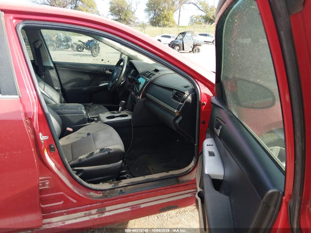 46315749 :رقم المزاد ، 4T1BF1FK4EU844513 vin ، 2014 Toyota Camry Se مزاد بيع