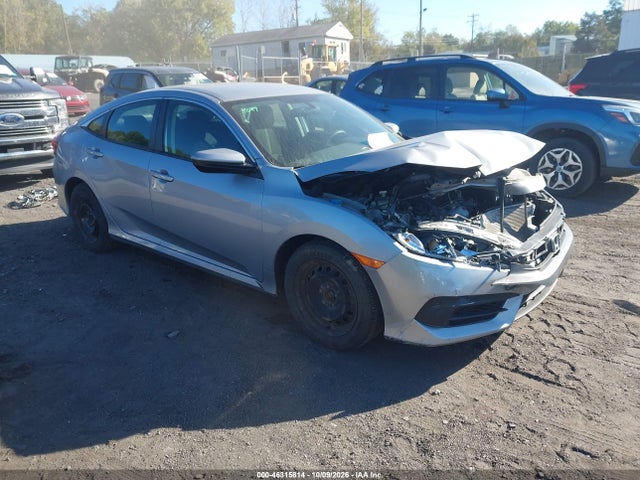 Продажа на аукционе авто 2018 Honda Civic Lx, vin: 2HGFC2F5XJH573728, номер лота: 46315814
