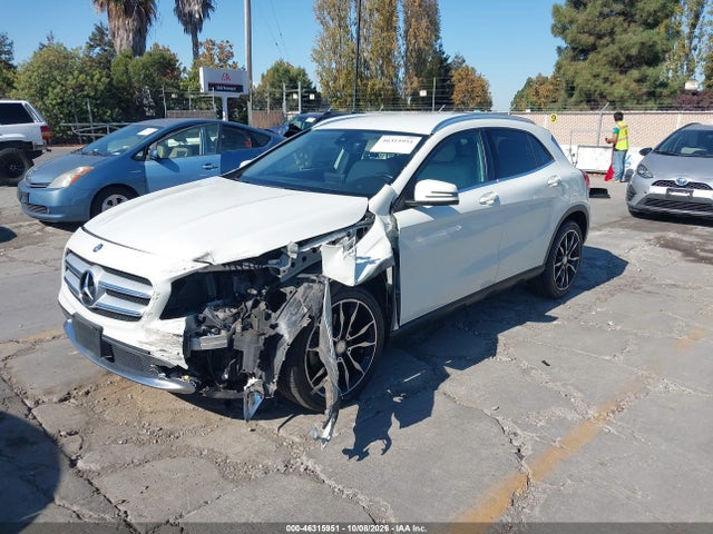 WDCTG4EB0GJ242988 Mercedes-Benz GLA 250