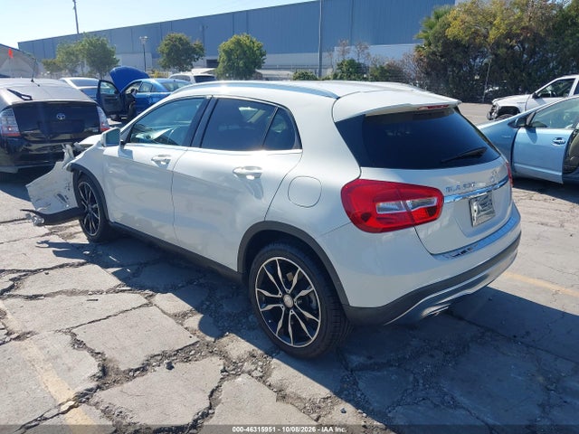 WDCTG4EB0GJ242988 Mercedes-Benz GLA 250