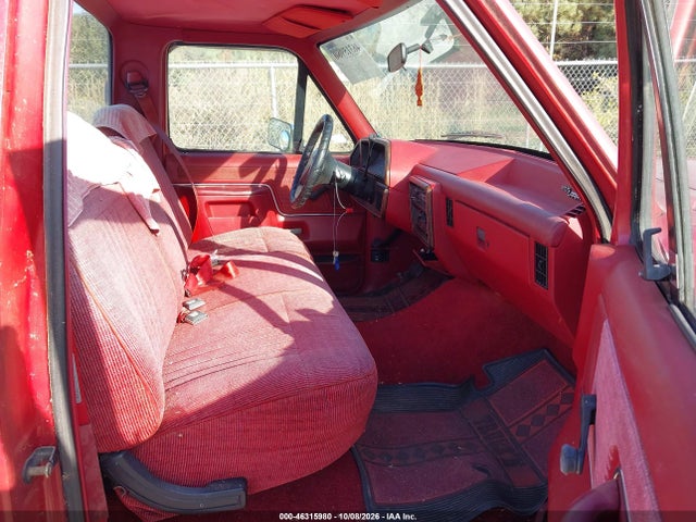 46315980 :رقم المزاد ، 1FTDF15N3LLA12642 vin ، 1990 Ford F150 مزاد بيع