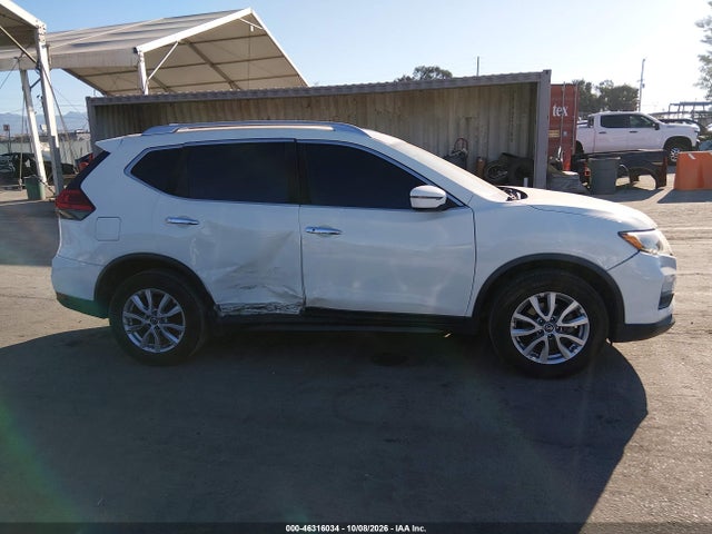 KNMAT2MV3HP569778 Nissan ROGUE SV