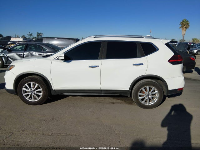 KNMAT2MV3HP569778 Nissan ROGUE SV