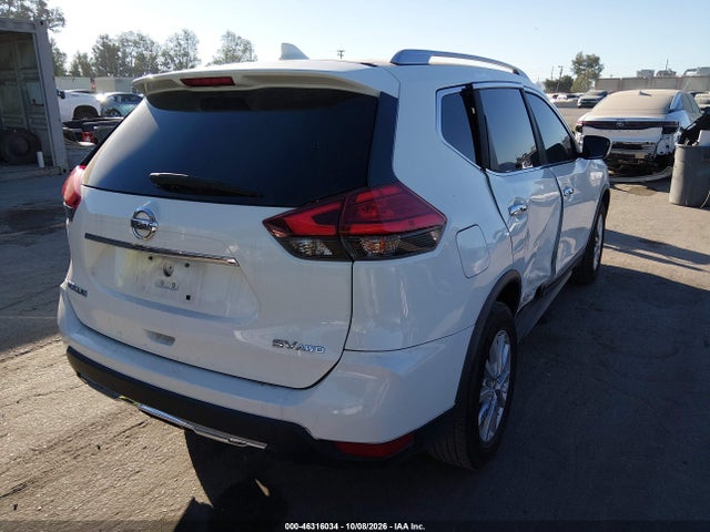 KNMAT2MV3HP569778 Nissan ROGUE SV