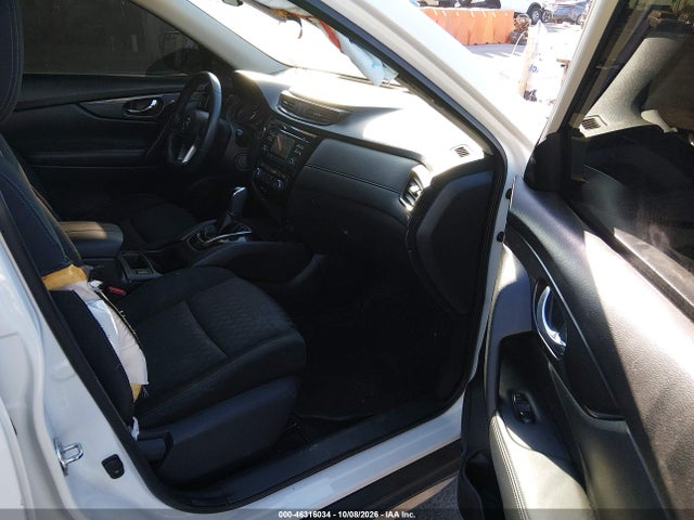 KNMAT2MV3HP569778 Nissan ROGUE SV