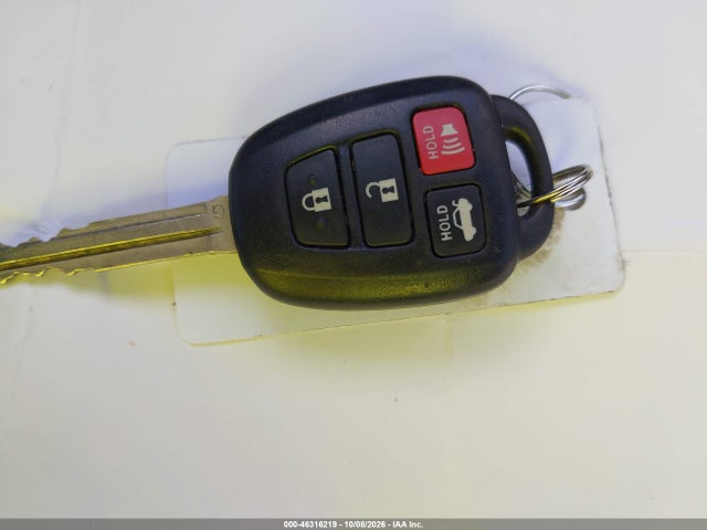 46316219 :رقم المزاد ، 4T1BF1FK8EU419893 vin ، 2014 Toyota Camry Se مزاد بيع