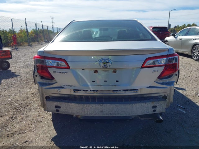46316219 :رقم المزاد ، 4T1BF1FK8EU419893 vin ، 2014 Toyota Camry Se مزاد بيع