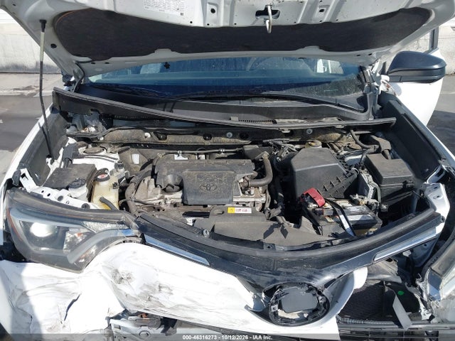 Toyota RAV4 LE 2017 JTMZFREV0HJ717938 Image 10